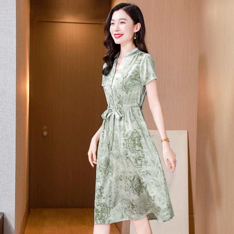 Летнее шелковое платье с принтом элегантное интеллектуальное на шнуровке на талии платье из тутового шелка с коротким рукавом XXXL зелёный
Летнее шелковое платье с принтом элегантное интеллектуальное на шнуровке на талии платье из тутового шелка с коротким рукавом XXXL зелёный