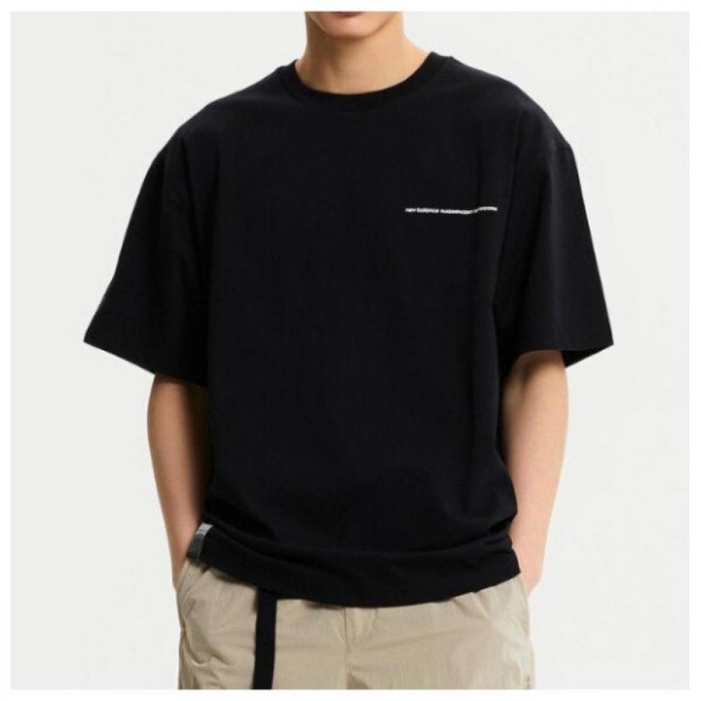New Balance Short Sleeve Tee Kqj Nbnee2a023 19 Uni Frozen Cool Hiking Graphic Short Sleeve Black series/95
New Balance Short Sleeve Tee Kqj Nbnee2a023 19 Uni Frozen Cool Hiking Graphic Short Sleeve Black series/95