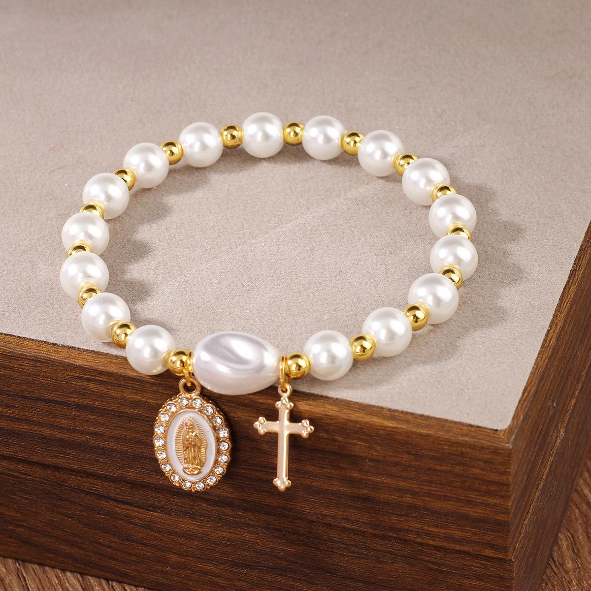 French Personality Irregular Imitation Pearl Splicing Steel Ball Bracelet Women S Cross Pendant Bracelet
French Personality Irregular Imitation Pearl Splicing Steel Ball Bracelet Women S Cross Pendant Bracelet