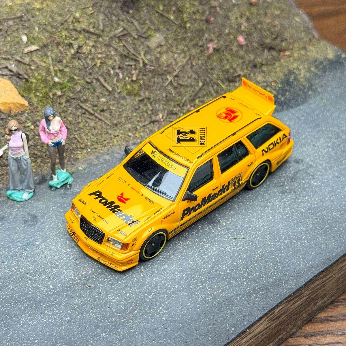 YS Diecast 1/64 Scale Mercedes Benz S124 Wagon Car Model Alloy Benz S124 Play Vehicles Collection Gift Model Toys Kids Boys
YS Diecast 1/64 Scale Mercedes Benz S124 Wagon Car Model Alloy Benz S124 Play Vehicles Collection Gift Model Toys Kids Boys