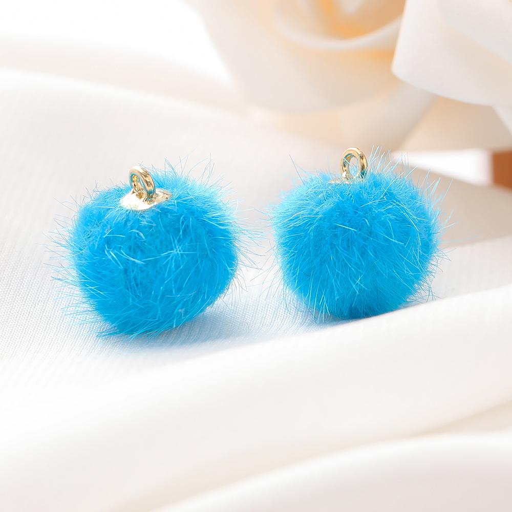 10pcs Plush Fur Covered Ball Beads Charms DIY Pompom Beads Pendant for Necklace Earring Bracelet Jewelry Making Supplies Finding светло-синий
10pcs Plush Fur Covered Ball Beads Charms DIY Pompom Beads Pendant for Necklace Earring Bracelet Jewelry Making Supplies Finding светло-синий