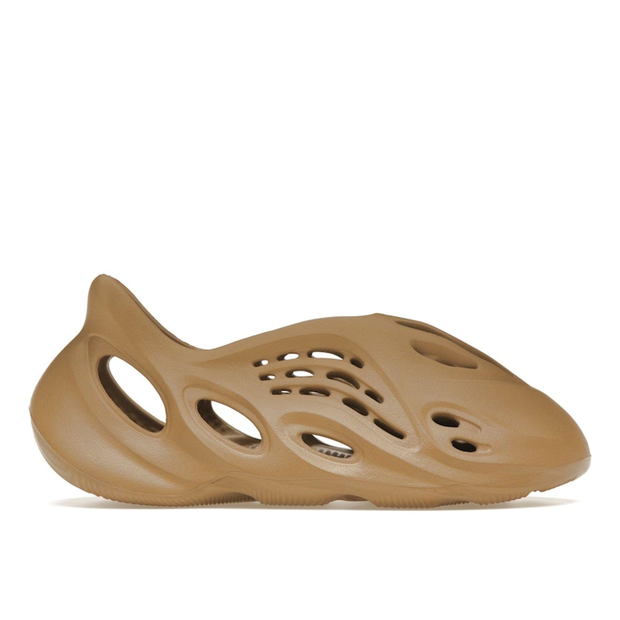 Кросівки adidas Yeezy Foam Runner Clay Taupe Unisex Cream GV6842 37
Кросівки adidas Yeezy Foam Runner Clay Taupe Unisex Cream GV6842 37