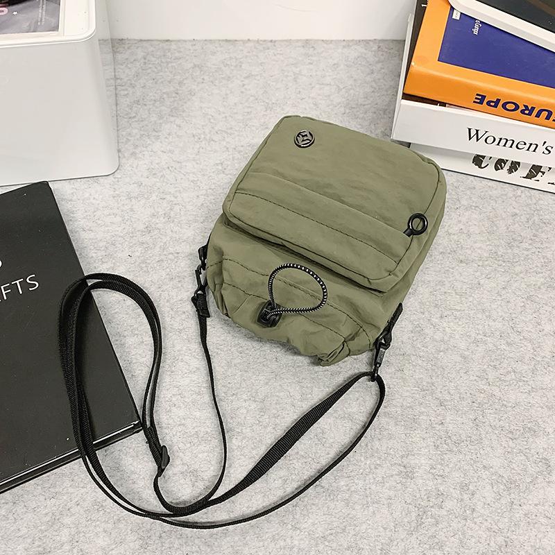 Summer canvas drawstring bucket small bag women s leisure sports kettle water cup bag crossbody mobile phone bag оливковий колір
Summer canvas drawstring bucket small bag women s leisure sports kettle water cup bag crossbody mobile phone bag оливковий колір