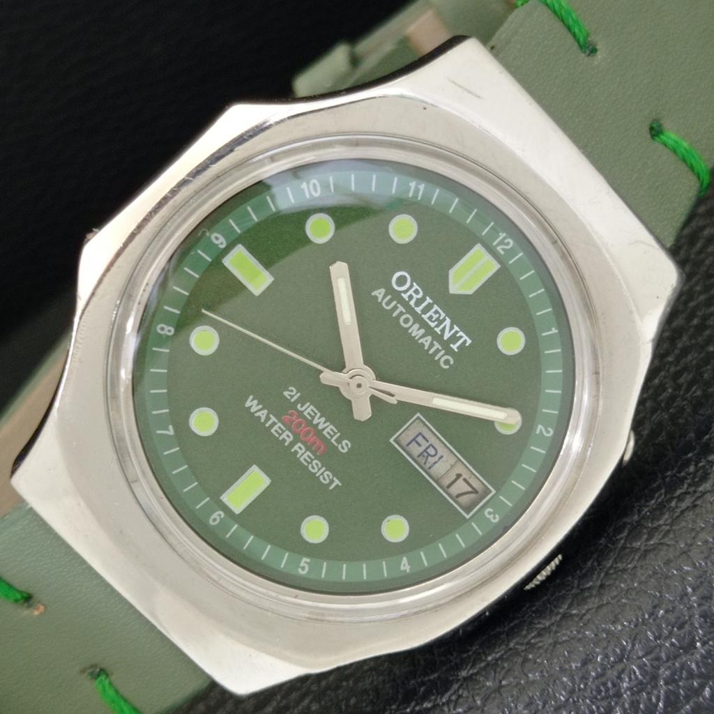 ВИНТАЖНЫЕ МУЖСКИЕ ЧАСЫ ORIENT AUTOMATIC 46941 ЯПОНИЯ С ЗЕЛЕНЫМ ЦИФЕРБЛАТОМ a700699-5 R204-a700699
ВИНТАЖНЫЕ МУЖСКИЕ ЧАСЫ ORIENT AUTOMATIC 46941 ЯПОНИЯ С ЗЕЛЕНЫМ ЦИФЕРБЛАТОМ a700699-5 R204-a700699