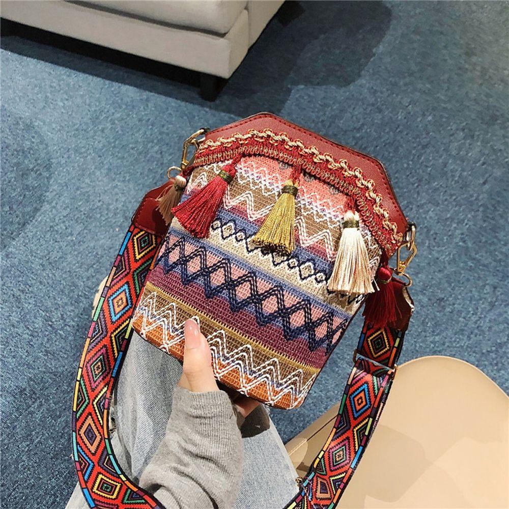 Bags Handbag Geometric Fringe Shoulder Bag Large Capacity Bag Women Bag Bohemian Shoulder Bag темно-синього кольору
Bags Handbag Geometric Fringe Shoulder Bag Large Capacity Bag Women Bag Bohemian Shoulder Bag темно-синього кольору
