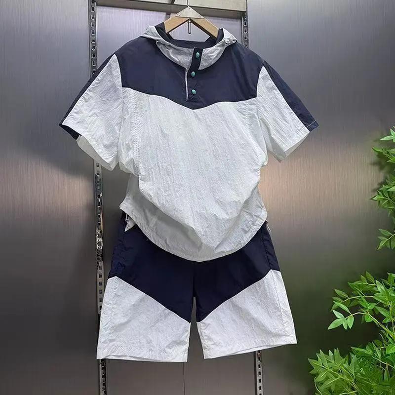 Men s Summer Quick-Dry Set Youth Contrast-Color Hooded Short-Sleeve Top + Relaxed-Fit Shorts Casual Handsome Two-Piece Set 4XL білий
Men s Summer Quick-Dry Set Youth Contrast-Color Hooded Short-Sleeve Top + Relaxed-Fit Shorts Casual Handsome Two-Piece Set 4XL білий