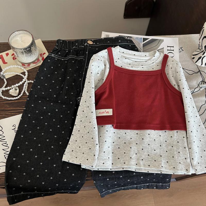 Clearance: No Returns or Exchanges - Polka Dot Shirt, Red Camisole, Heart Denim Pants Set 80cm
Clearance: No Returns or Exchanges - Polka Dot Shirt, Red Camisole, Heart Denim Pants Set 80cm