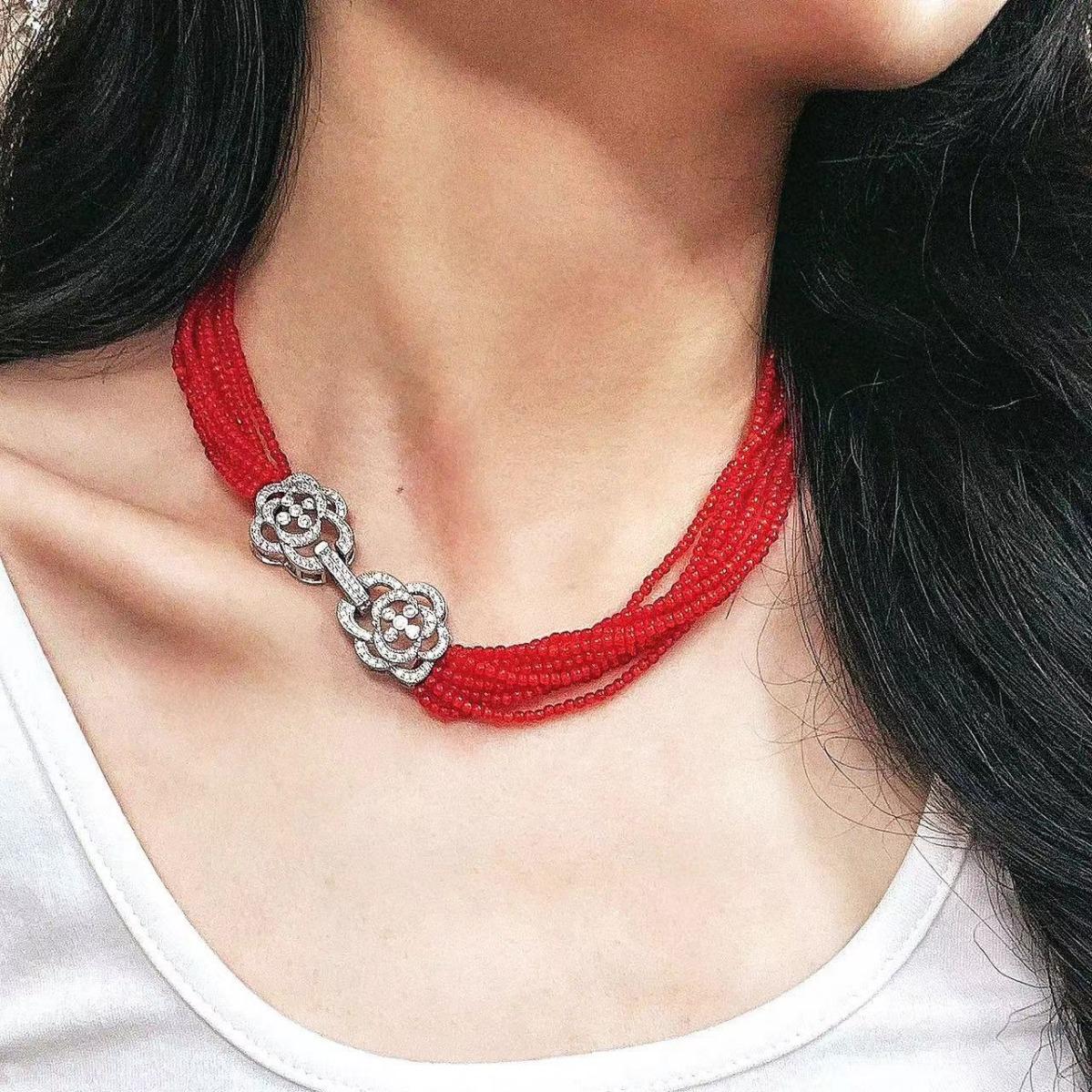 Retro Lazy Ten-Layer Italian Style New Year S Red And Red Opal Necklace Women S Collarbone Chain Evening Chain
Retro Lazy Ten-Layer Italian Style New Year S Red And Red Opal Necklace Women S Collarbone Chain Evening Chain