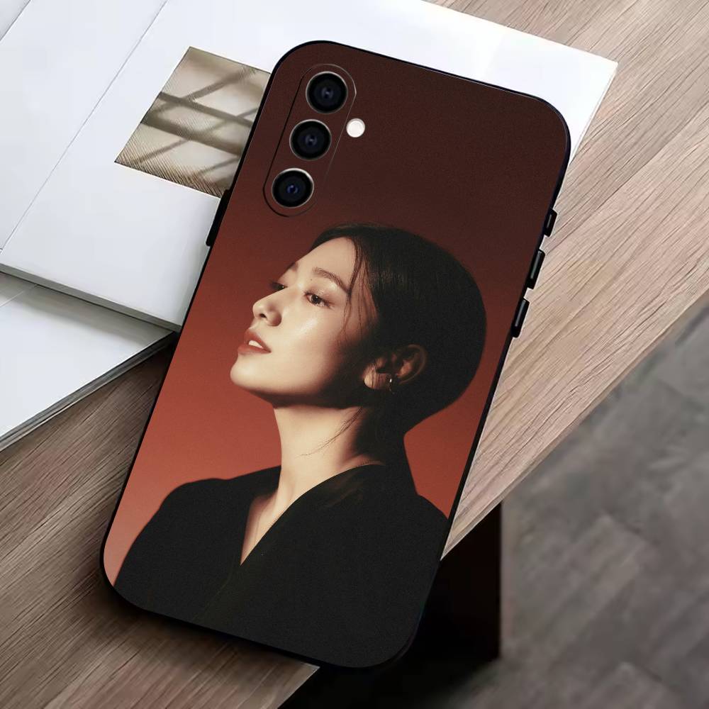 Actor Park S-Shin-hye Phone Case For Samsung Galaxy A73,A72,A71,A70,A53,A52,A51,Others Soft Black Cover Samsung a41
Actor Park S-Shin-hye Phone Case For Samsung Galaxy A73,A72,A71,A70,A53,A52,A51,Others Soft Black Cover Samsung a41