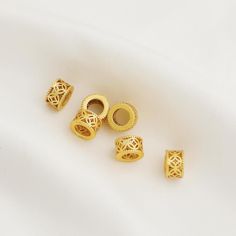 Gold-Plated Retro Coin Color-Retention Beads: Copper Hollow Spacer Beads for DIY Jewelry and Braided Rope Materials.
Gold-Plated Retro Coin Color-Retention Beads: Copper Hollow Spacer Beads for DIY Jewelry and Braided Rope Materials.