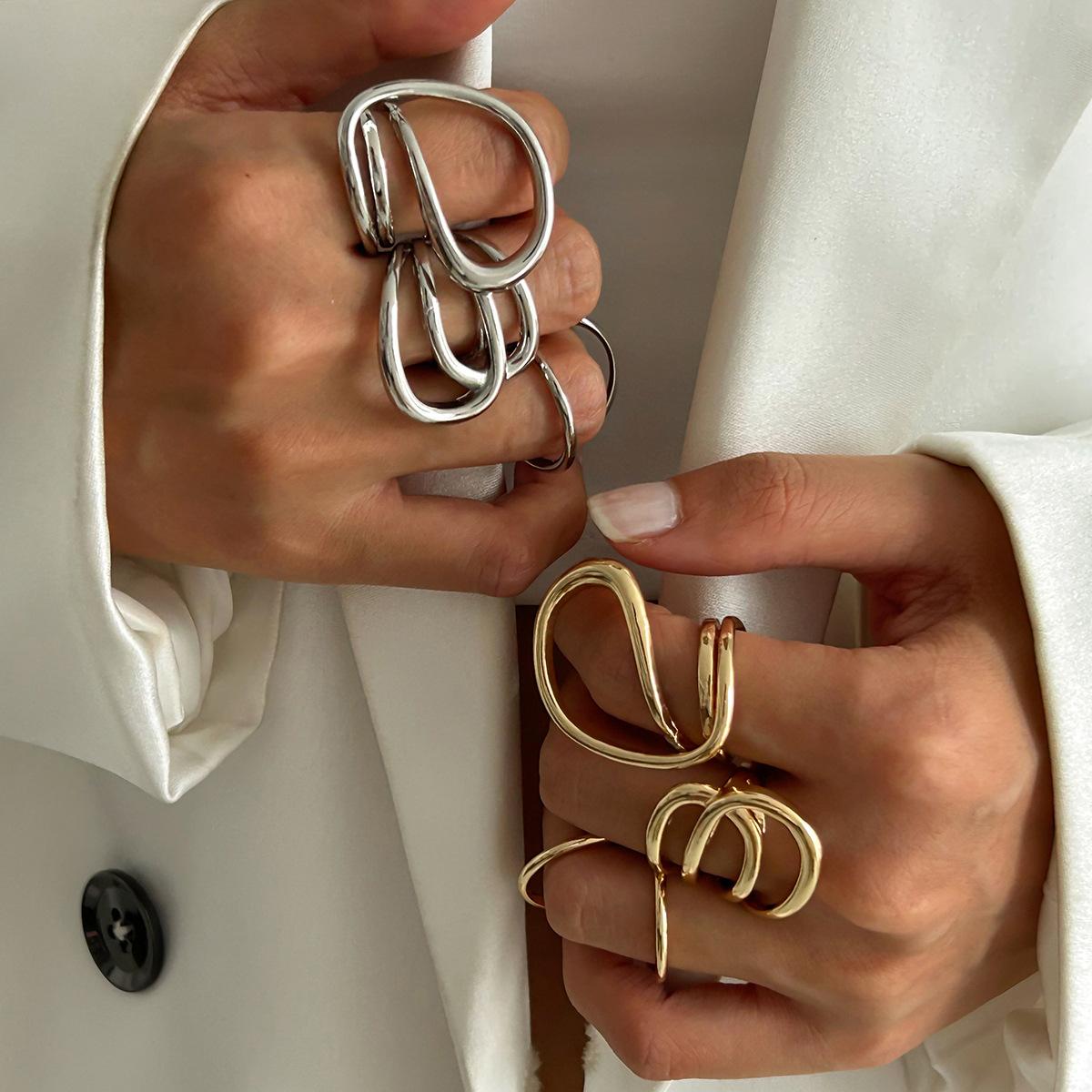 ins wind line ring hollow joint ring women, simple geometric ring ring niche jewelry
ins wind line ring hollow joint ring women, simple geometric ring ring niche jewelry