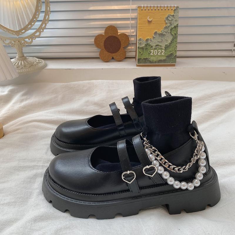 Женские винтажные туфли Мэри Джейн 2024 года, летние новые туфли с жемчужным украшением, пряжкой на платформе, увеличивающие рост, толстые туфли-лодочки в британском стиле 40
Женские винтажные туфли Мэри Джейн 2024 года, летние новые туфли с жемчужным украшением, пряжкой на платформе, увеличивающие рост, толстые туфли-лодочки в британском стиле 40