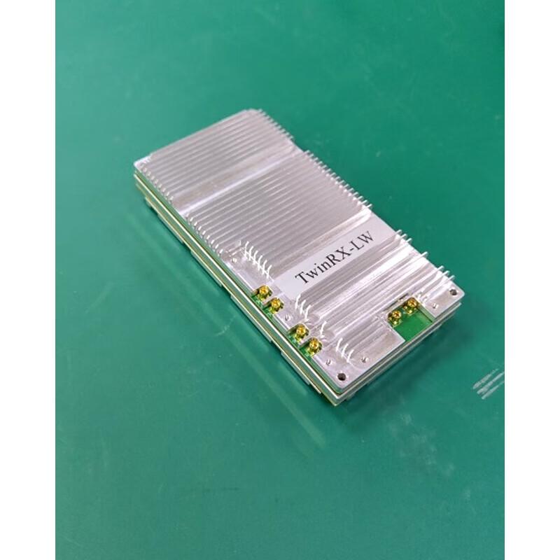 Luoguang Electronics TwinRx-LW RF Daughterboard
Luoguang Electronics TwinRx-LW RF Daughterboard