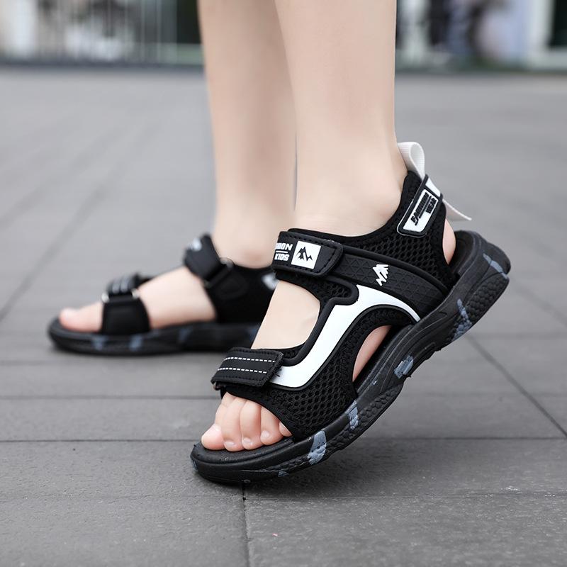 Boys sandals new middle and older children baby children non-slip soft-soled shoes student beach shoes 40
Boys sandals new middle and older children baby children non-slip soft-soled shoes student beach shoes 40