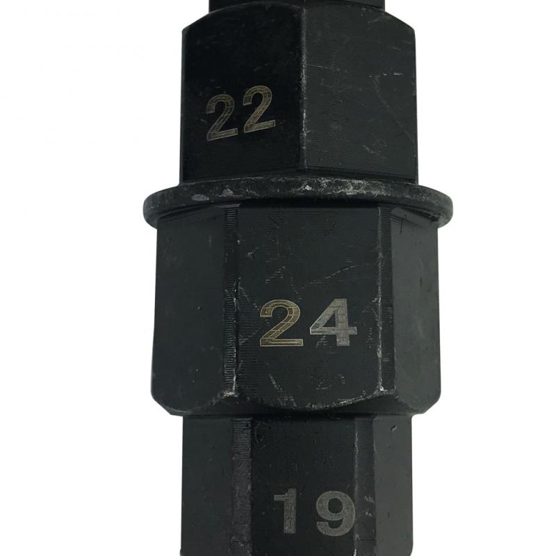 Front Wheel Spindle Special Disassembly Wrench Easy Installation Durable 17 Mm 19 Mm 22 Mm 24 Mm Chromium Molybdenum Alloy 70mm 17-19-22-24mm чорний
Front Wheel Spindle Special Disassembly Wrench Easy Installation Durable 17 Mm 19 Mm 22 Mm 24 Mm Chromium Molybdenum Alloy 70mm 17-19-22-24mm чорний