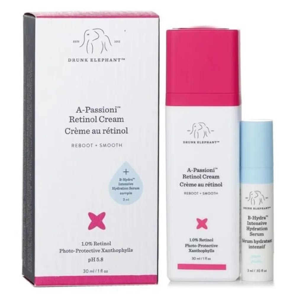 Drunk Elephant A Fashiony Retinol Cream 30ml
Drunk Elephant A Fashiony Retinol Cream 30ml