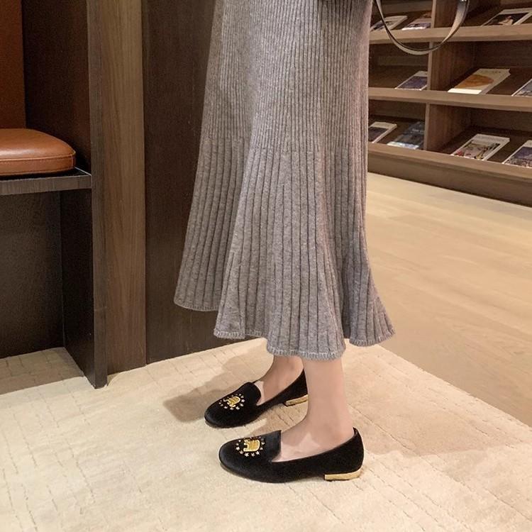 Sheepskin version~ Genuine leather retro embroidery lazy flat bottom Doudou single shoes women s autumn 40
Sheepskin version~ Genuine leather retro embroidery lazy flat bottom Doudou single shoes women s autumn 40