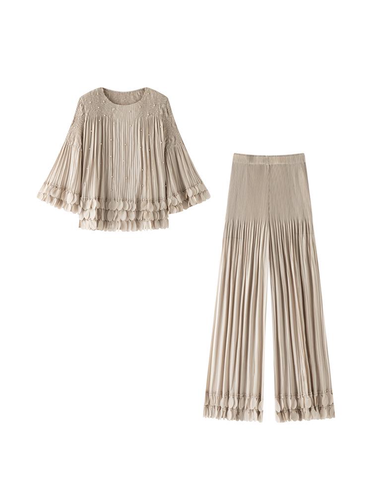 Miyake-Inspired Exquisite Pleated Outfit: Bead-Embellished Two-Piece Set with Casual Pants. One Size абрикосовый
Miyake-Inspired Exquisite Pleated Outfit: Bead-Embellished Two-Piece Set with Casual Pants. One Size абрикосовый