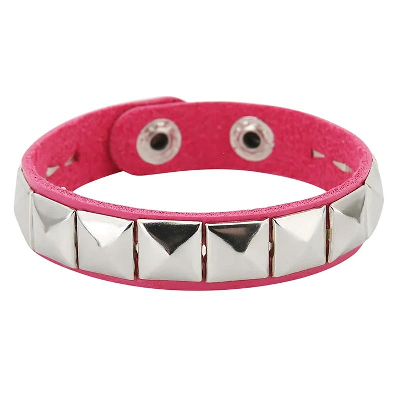 Punk Hip-hop Single Row Square Rivet Bangles Fashion Rock Opening Adjustable Couple Wristband for Women Men Zircon Accessories Copper&22cm
Punk Hip-hop Single Row Square Rivet Bangles Fashion Rock Opening Adjustable Couple Wristband for Women Men Zircon Accessories Copper&22cm