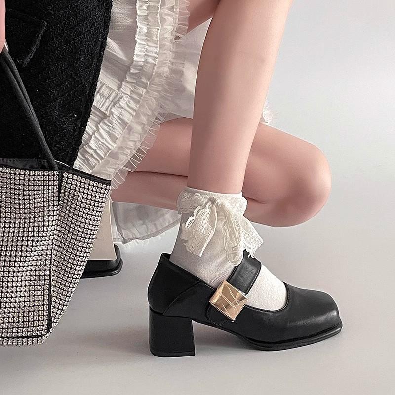 Square head French light mouth thick heel high heel single shoes women s new spring and summer fashion versatile skirt Mary Jane small leather shoes 35 чорний
Square head French light mouth thick heel high heel single shoes women s new spring and summer fashion versatile skirt Mary Jane small leather shoes 35 чорний
