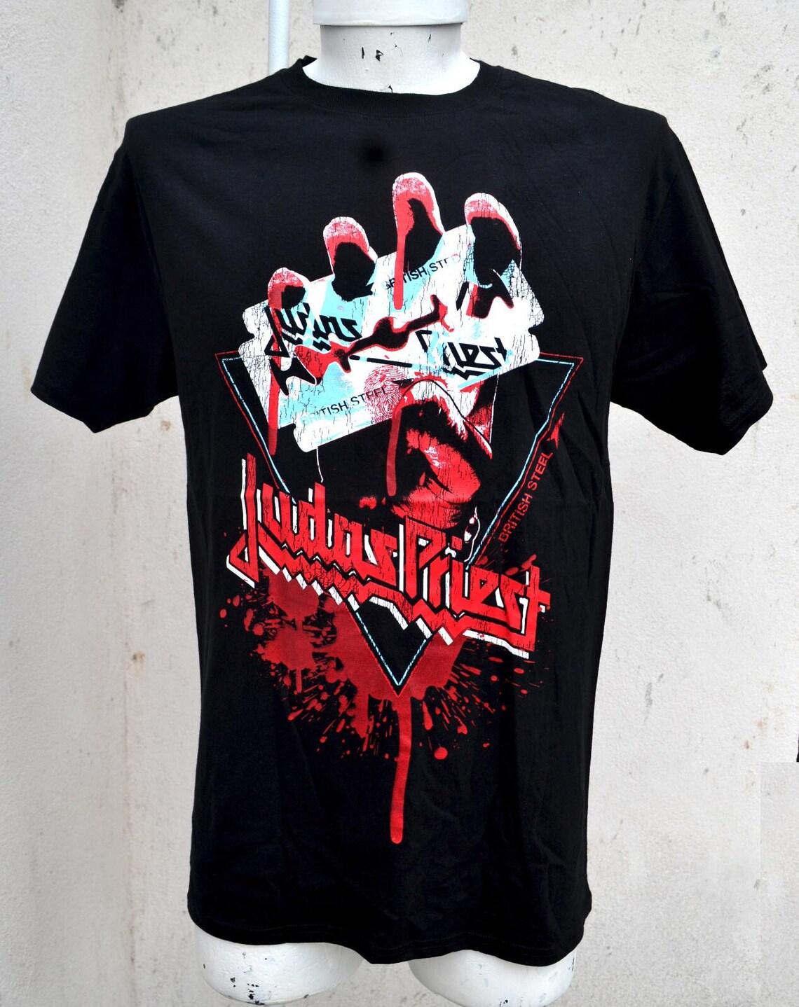 Vintage Heavy Metal Music Band Judas Priest Shirt Woman Man Summer Fashion Casual Cotton Graphic T Shirts Streetwear Tops Tee 4XL
Vintage Heavy Metal Music Band Judas Priest Shirt Woman Man Summer Fashion Casual Cotton Graphic T Shirts Streetwear Tops Tee 4XL