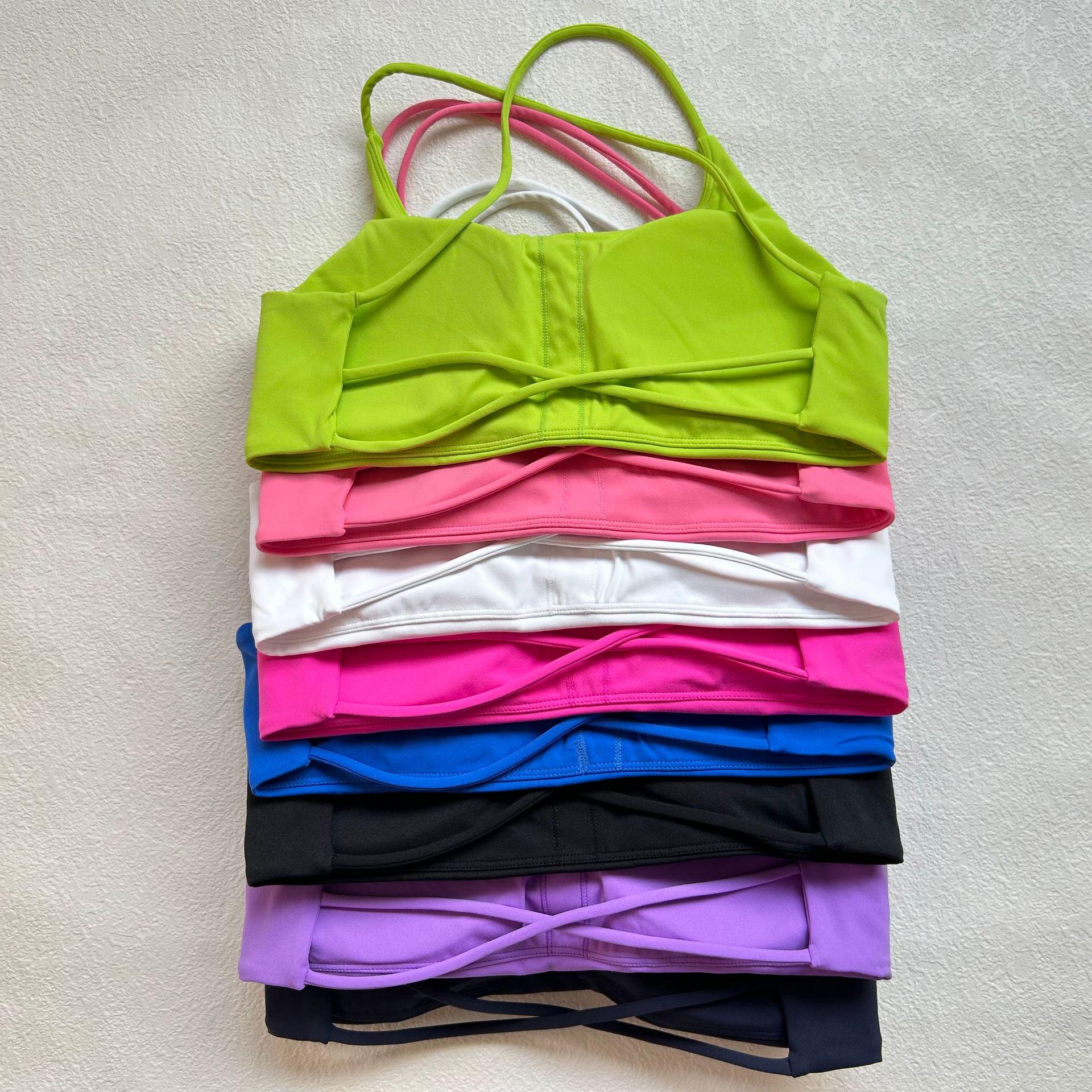 Спортивный бюстгальтер LULU Nude Feel на тонких перекрещивающихся бретелях для йоги Small
Спортивный бюстгальтер LULU Nude Feel на тонких перекрещивающихся бретелях для йоги Small