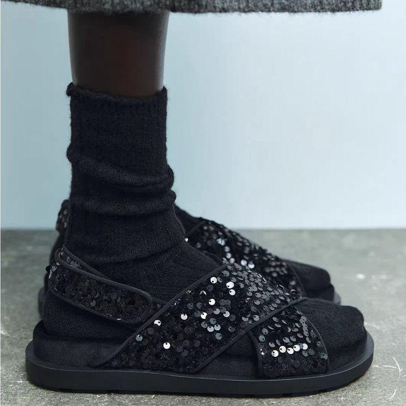 ZA shoes new black beaded flat sandals thick-soled seaside vacation wind beach shoes small man 43 чорний
ZA shoes new black beaded flat sandals thick-soled seaside vacation wind beach shoes small man 43 чорний
