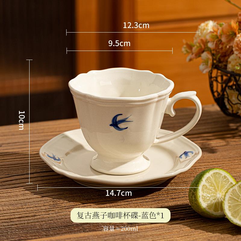 200ML Porcelain coffee cup French Afternoon Tea Mugs Drinkware Retro Relief Swallow Coffee Cup Floral Cups Ceramic Mug 200ml синій
200ML Porcelain coffee cup French Afternoon Tea Mugs Drinkware Retro Relief Swallow Coffee Cup Floral Cups Ceramic Mug 200ml синій