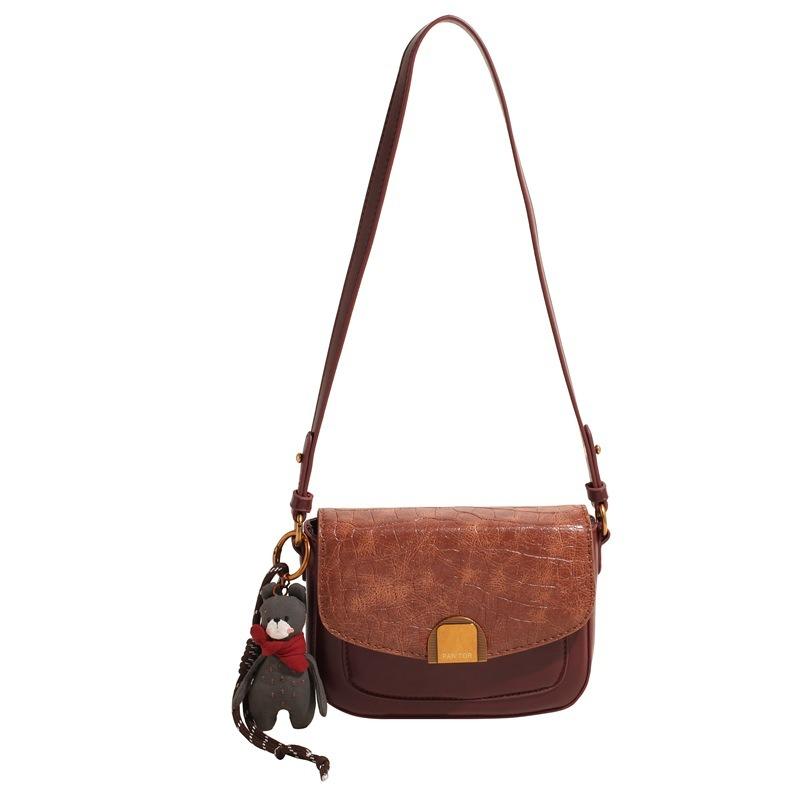 Premium texture retro small square bag women s new Maillard versatile shoulder bag messenger bag no pendant коричневый
Premium texture retro small square bag women s new Maillard versatile shoulder bag messenger bag no pendant коричневый