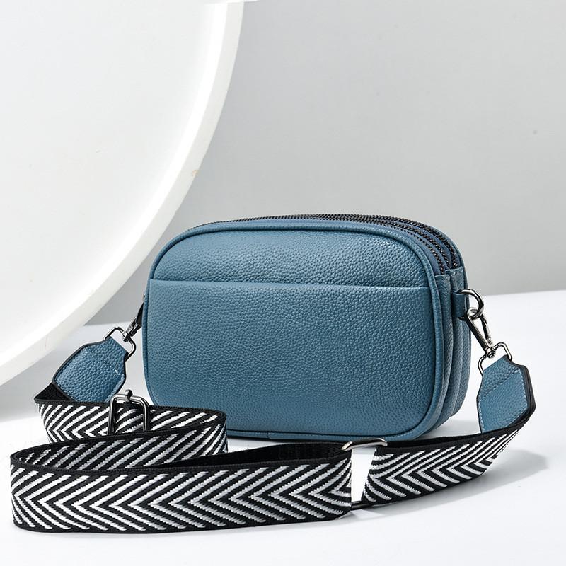 Color Solid Chic Pu Shoulder Bag For Women Featuring Adjustable Wide Strap And Zipper Closure синій
Color Solid Chic Pu Shoulder Bag For Women Featuring Adjustable Wide Strap And Zipper Closure синій
