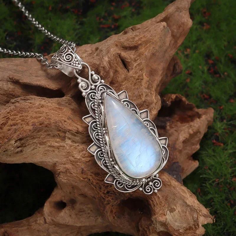 Niche Retro Design Geometric Flower Drop Pendant Necklace Ladies Personalized Ethnic Style Holiday Zircon Gifts
Niche Retro Design Geometric Flower Drop Pendant Necklace Ladies Personalized Ethnic Style Holiday Zircon Gifts