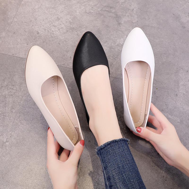 Doudou shoes women s 2019 summer new pointed shallow mouth flat sole shoes Korean version women s shoes 35 чёрный
Doudou shoes women s 2019 summer new pointed shallow mouth flat sole shoes Korean version women s shoes 35 чёрный