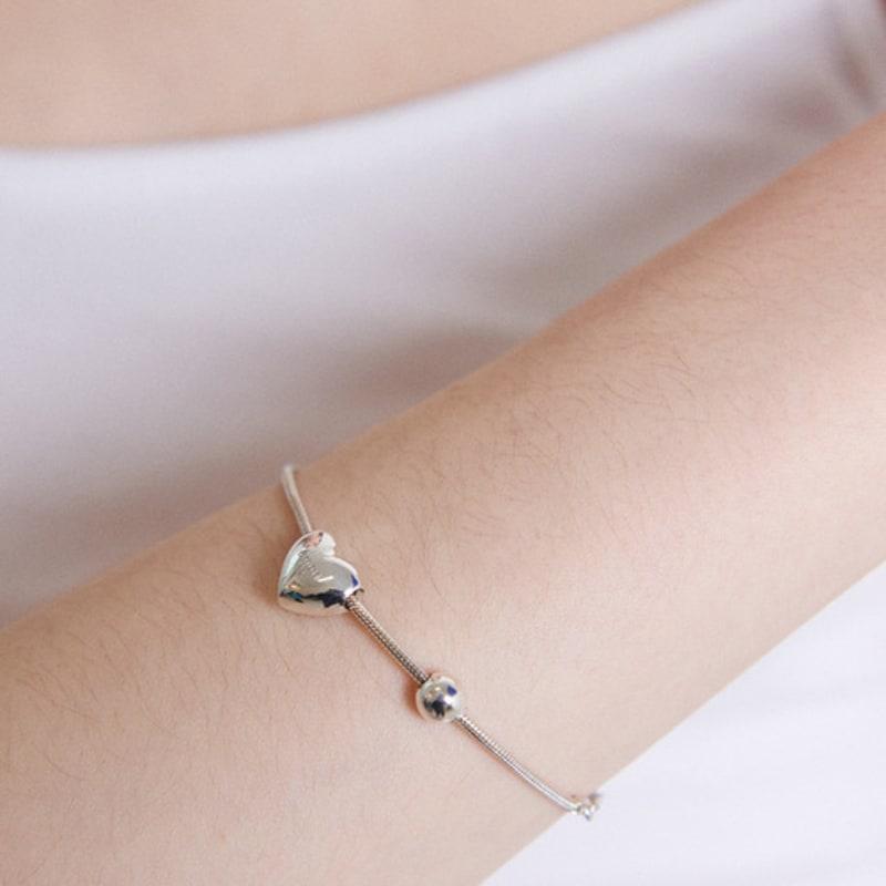 emott Chubby heart ball Bracelet 18.5cm
emott Chubby heart ball Bracelet 18.5cm