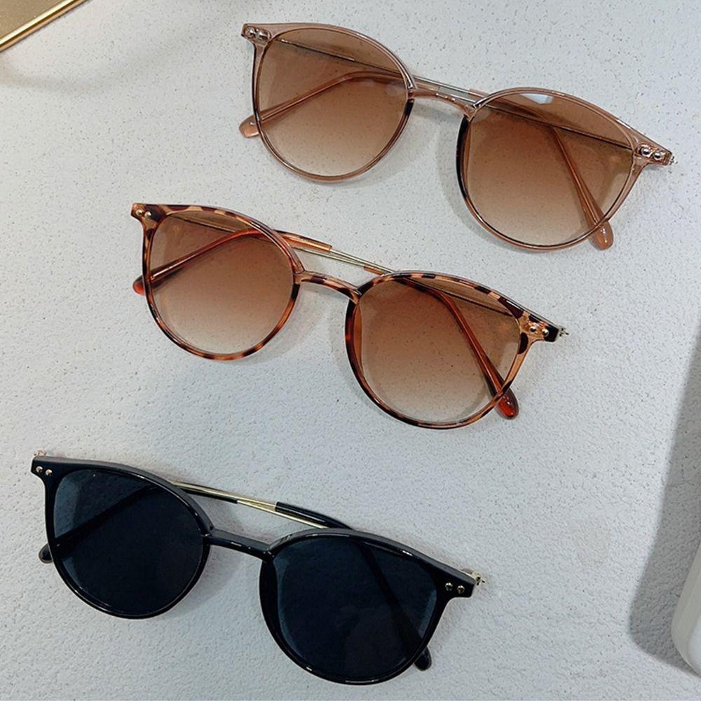 Vintage Round Sunglasses UV Protection Hippie Glasses Trendy Streetwear Accessories for Women Men 3
Vintage Round Sunglasses UV Protection Hippie Glasses Trendy Streetwear Accessories for Women Men 3