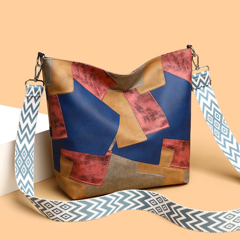 Colorful PU Soft Leather Large Capacity Shoulder Crossbody Bag темно-коричневого кольору
Colorful PU Soft Leather Large Capacity Shoulder Crossbody Bag темно-коричневого кольору