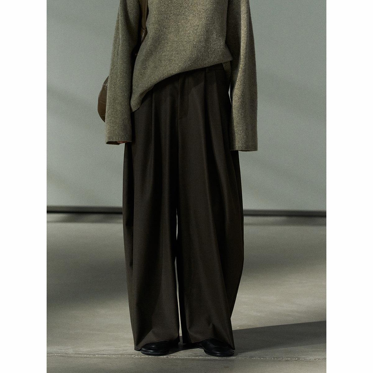 Shi Ji TR Pleated Cocoon Trousers: Autumn Mid-rise, Slimming, Versatile, and Casual Long Pants M7618 Small
Shi Ji TR Pleated Cocoon Trousers: Autumn Mid-rise, Slimming, Versatile, and Casual Long Pants M7618 Small
