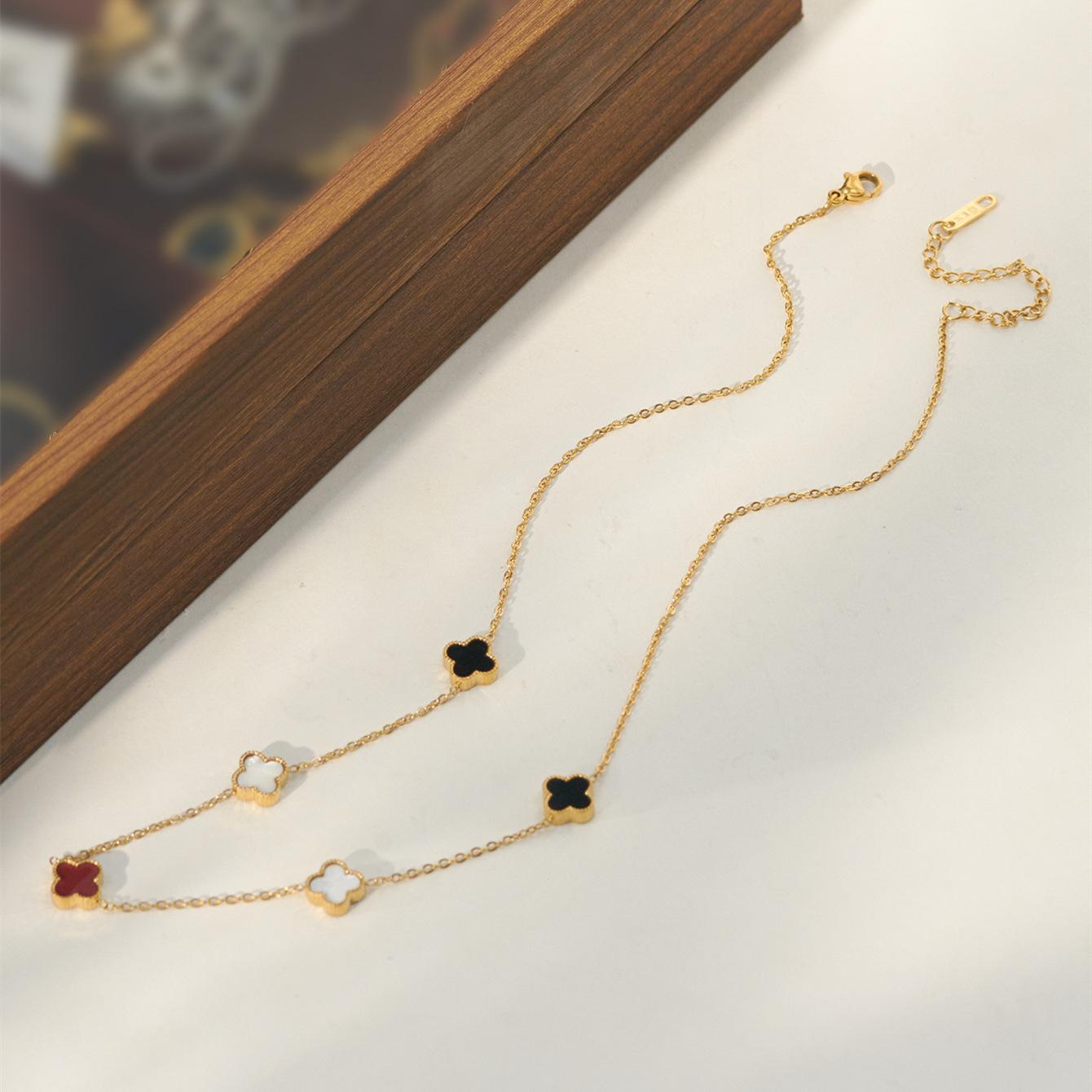 Новое ожерелье из ракушек с четырьмя листочками клевера, многослойное, простое, не теряющее цвет, титановая сталь, пять цветов, цепочка на ключицу для девочек
Новое ожерелье из ракушек с четырьмя листочками клевера, многослойное, простое, не теряющее цвет, титановая сталь, пять цветов, цепочка на ключицу для девочек