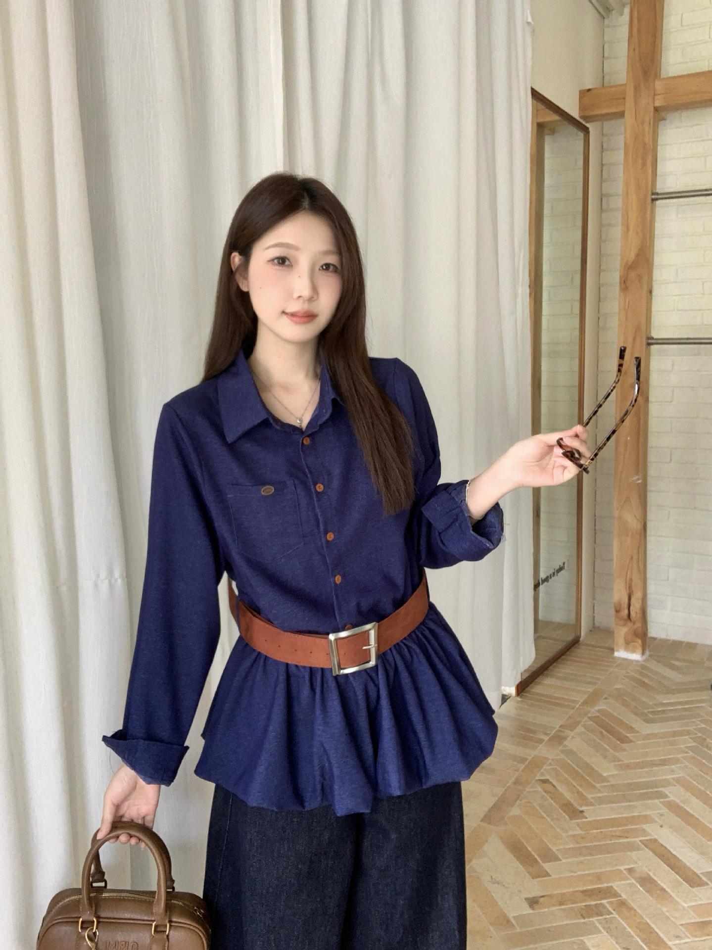 Plus Size Korean Style Floral Faux Denim Loose Shirt - Age-Reducing & Versatile L (fits 50-60 kg)
Plus Size Korean Style Floral Faux Denim Loose Shirt - Age-Reducing & Versatile L (fits 50-60 kg)