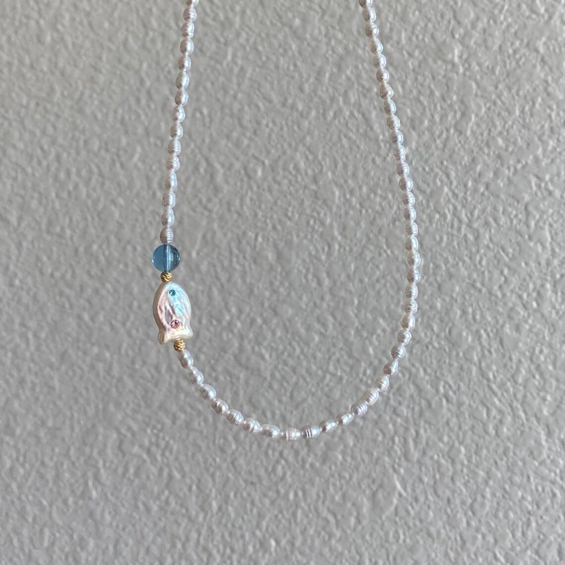 Dopamine Necklace Earrings Set Natural Special-Shaped Baroque Pearl Small Fish Pendant 18K Color Retention
Dopamine Necklace Earrings Set Natural Special-Shaped Baroque Pearl Small Fish Pendant 18K Color Retention