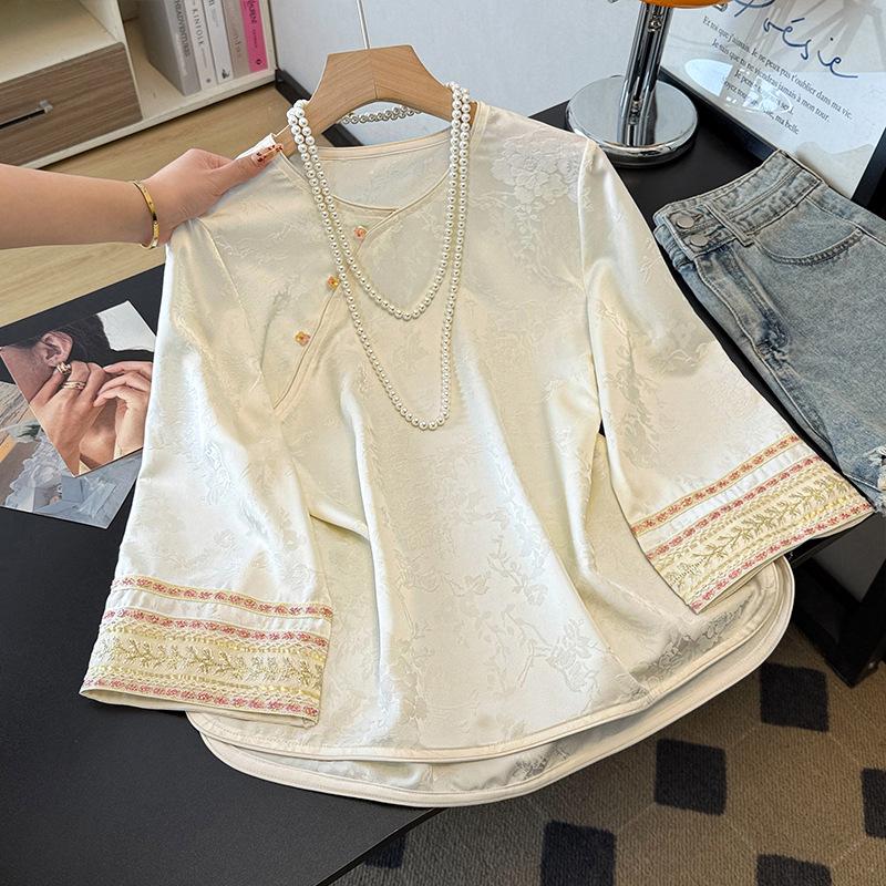 Spring Retro Chinese Ethnic Style Embroidered Arc-Slit Top for Women L
Spring Retro Chinese Ethnic Style Embroidered Arc-Slit Top for Women L