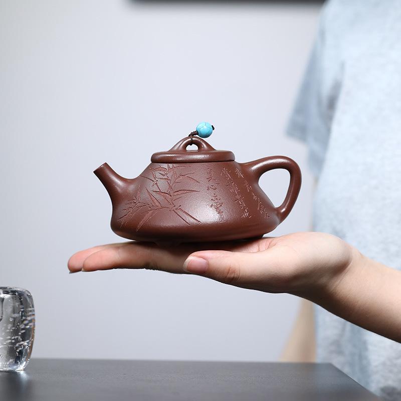 180ml Aesthetic Yixing Purple Clay Teapots Handmade Pot Raw Ore Purple Mud Kettle With Infuser Chinese Zisha Tea Set Supplies
180ml Aesthetic Yixing Purple Clay Teapots Handmade Pot Raw Ore Purple Mud Kettle With Infuser Chinese Zisha Tea Set Supplies