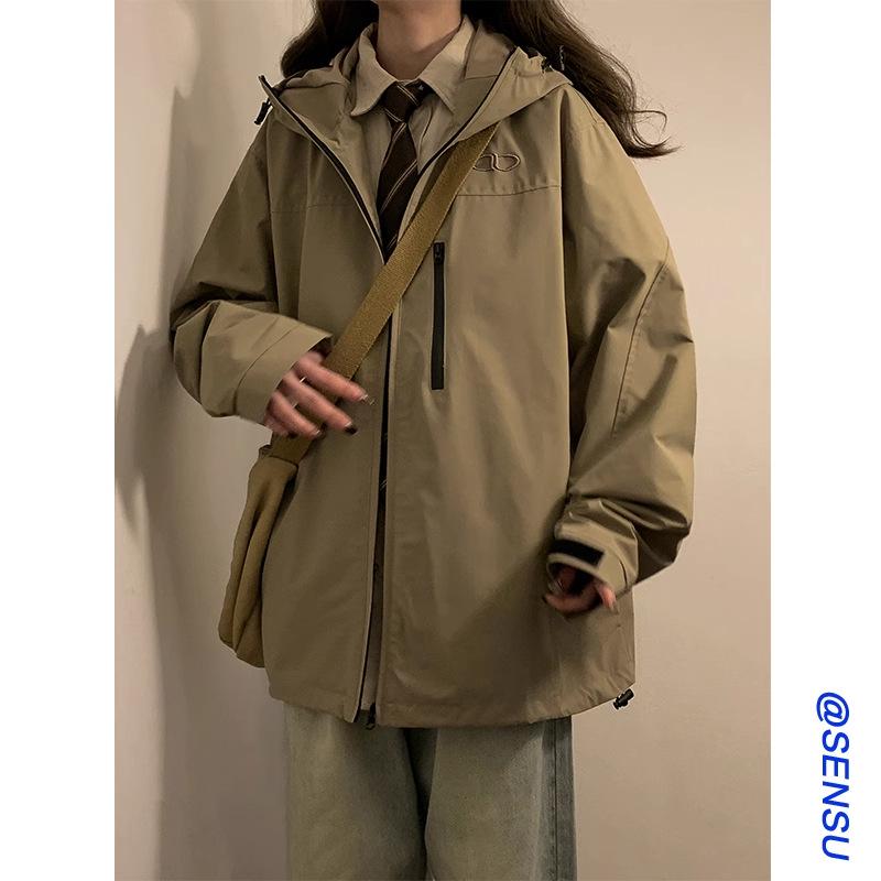 Women s 2025 Spring American Vintage Windproof Mountaineering Jacket - Trendy Outdoor Casual Coat S
Women s 2025 Spring American Vintage Windproof Mountaineering Jacket - Trendy Outdoor Casual Coat S