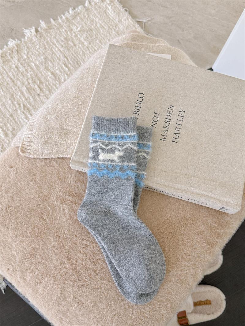Cashmere Socks Thermal Thickened Mink Velvet Ferret Elk Mid-Tube Stacking Socks Black One size fits all
Cashmere Socks Thermal Thickened Mink Velvet Ferret Elk Mid-Tube Stacking Socks Black One size fits all
