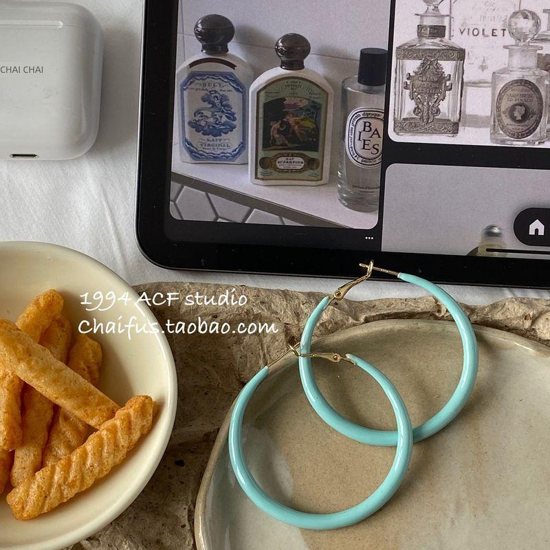 Chai Fu Studio/R382 Ins Style Dopamine Drip Glazed Simple Bracelet Stud Earrings Hong Kong Style Retro Fresh Vacation Earrings Pair of Large light green
Chai Fu Studio/R382 Ins Style Dopamine Drip Glazed Simple Bracelet Stud Earrings Hong Kong Style Retro Fresh Vacation Earrings Pair of Large light green