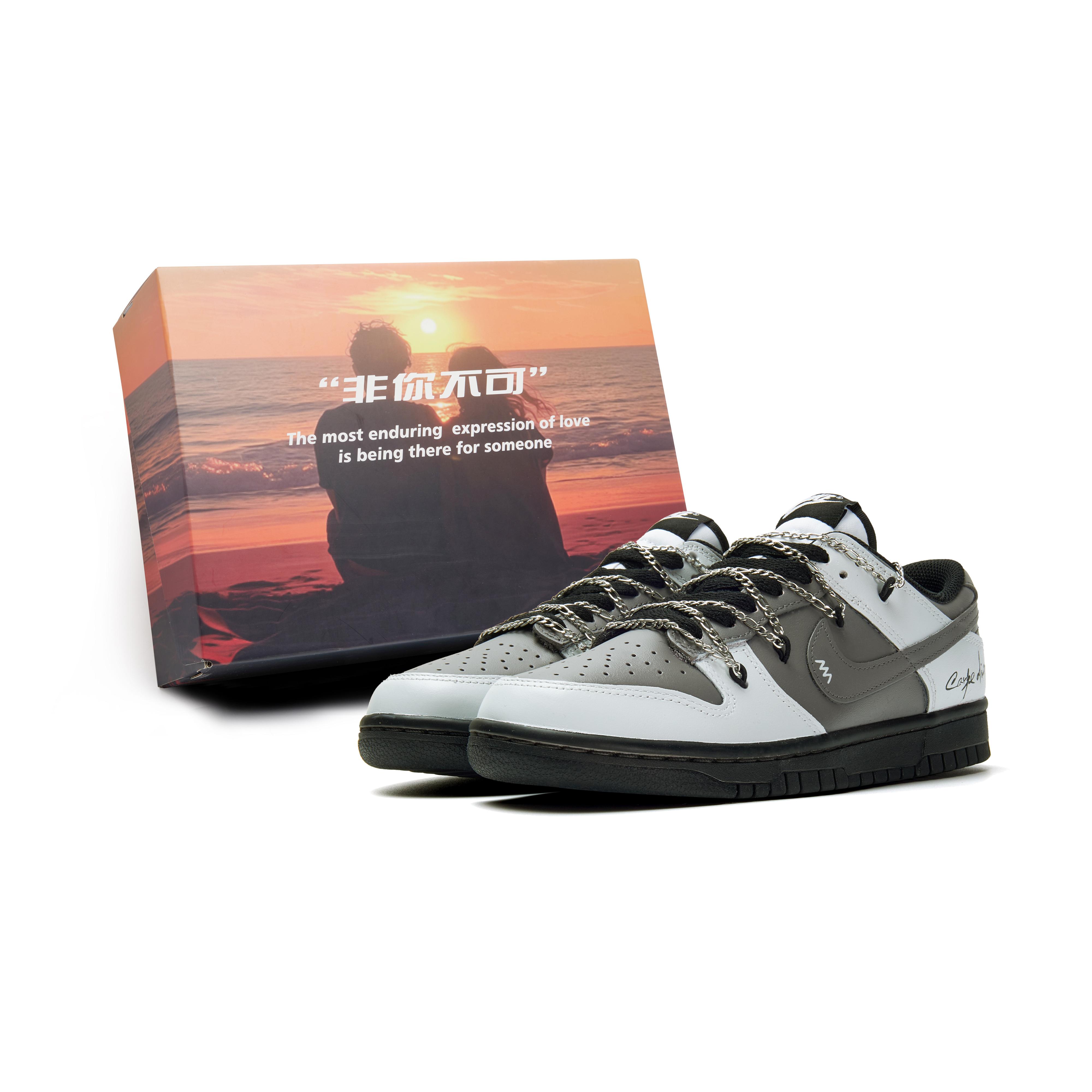 Nike Dunk Abrasion Resistant Low top Skateboard Shoes Unisex Silver Gray HF5441-100(Team970-) 35.5
Nike Dunk Abrasion Resistant Low top Skateboard Shoes Unisex Silver Gray HF5441-100(Team970-) 35.5