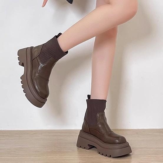 Internet celebrity thin boots Martin boots women s 2024 autumn and winter new small thick sole heightening short tube fashion socks trend 35 чёрный
Internet celebrity thin boots Martin boots women s 2024 autumn and winter new small thick sole heightening short tube fashion socks trend 35 чёрный