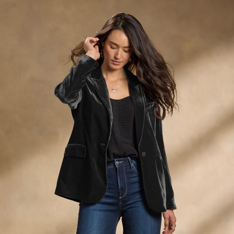 Жіночий маленький піджак із золотого вельвету, весняні нові моделі Європи та повсякденний короткий костюм XXL чорний
Жіночий маленький піджак із золотого вельвету, весняні нові моделі Європи та повсякденний короткий костюм XXL чорний