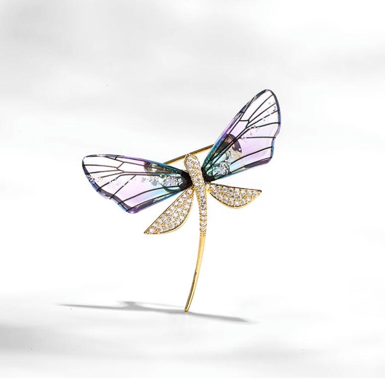 Resin Transparent Wings Dragonfly Brooches for Women Fashion Little Insect Lapel Pins Crystal Animal Badge Jewelry Gifts фіолетовий
Resin Transparent Wings Dragonfly Brooches for Women Fashion Little Insect Lapel Pins Crystal Animal Badge Jewelry Gifts фіолетовий