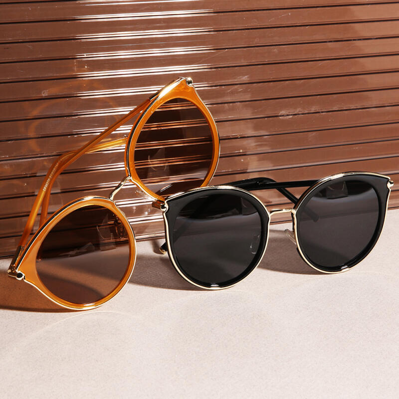 Anti-glare tinted sunglasses 86389 brown
Anti-glare tinted sunglasses 86389 brown