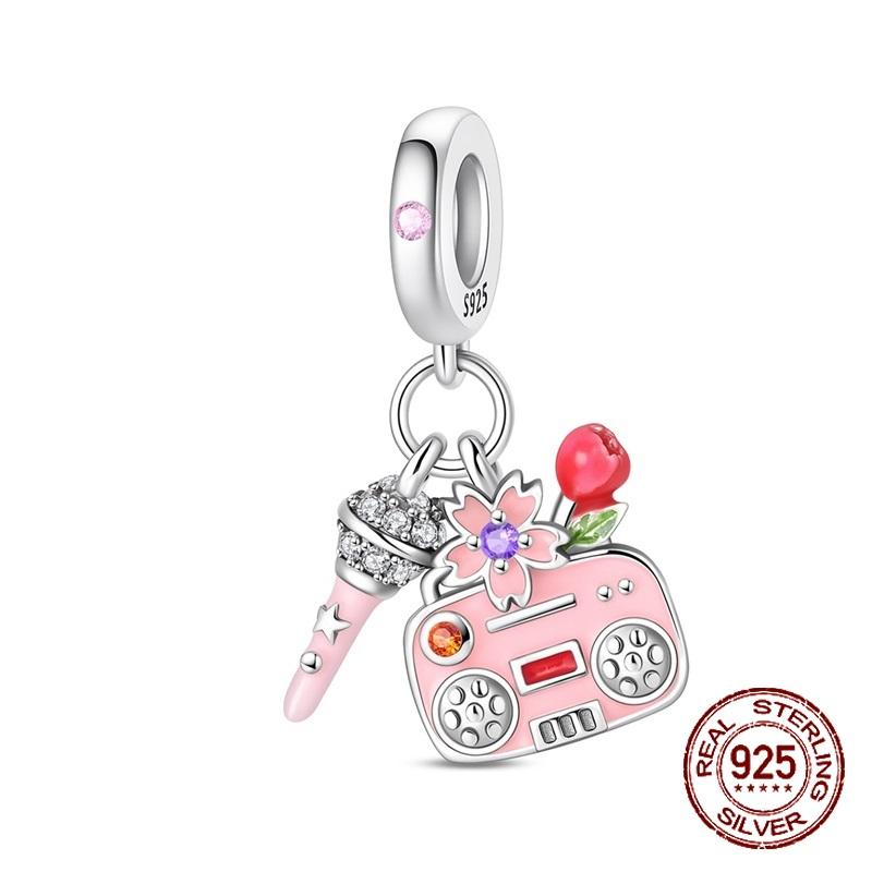 Copper Pink Microphone Retro Record Player Pendants Charms Fits Genuine Charms Bracelet Women DoItYourself Jewellery Gifts
Copper Pink Microphone Retro Record Player Pendants Charms Fits Genuine Charms Bracelet Women DoItYourself Jewellery Gifts